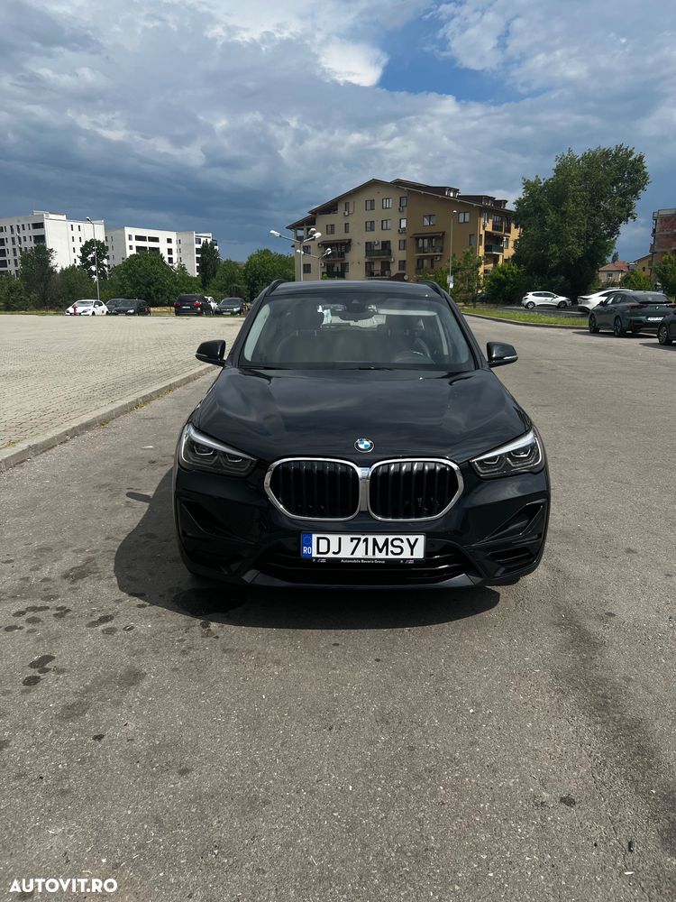 BMW X1 xDrive20i AT - 1