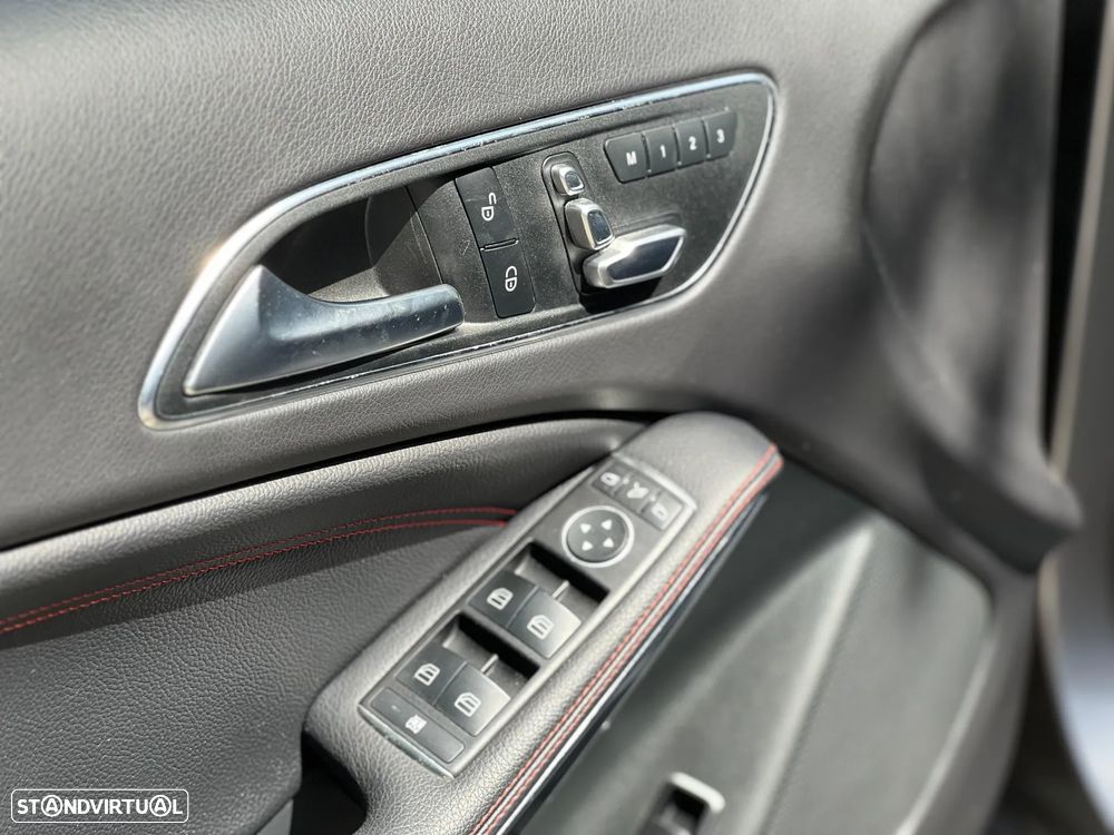 Mercedes-Benz GLA 45 AMG 4-Matic - 8