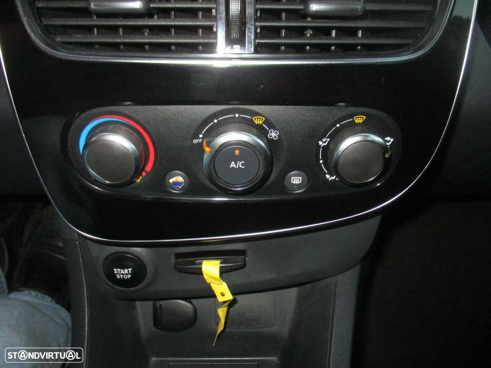 Renault Clio 1.5 dCi Zen - 14