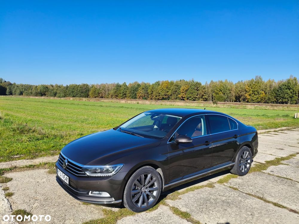 Volkswagen Passat 2.0 TDI Bi-Turbo BMT 4Mot Highline DSG - 1
