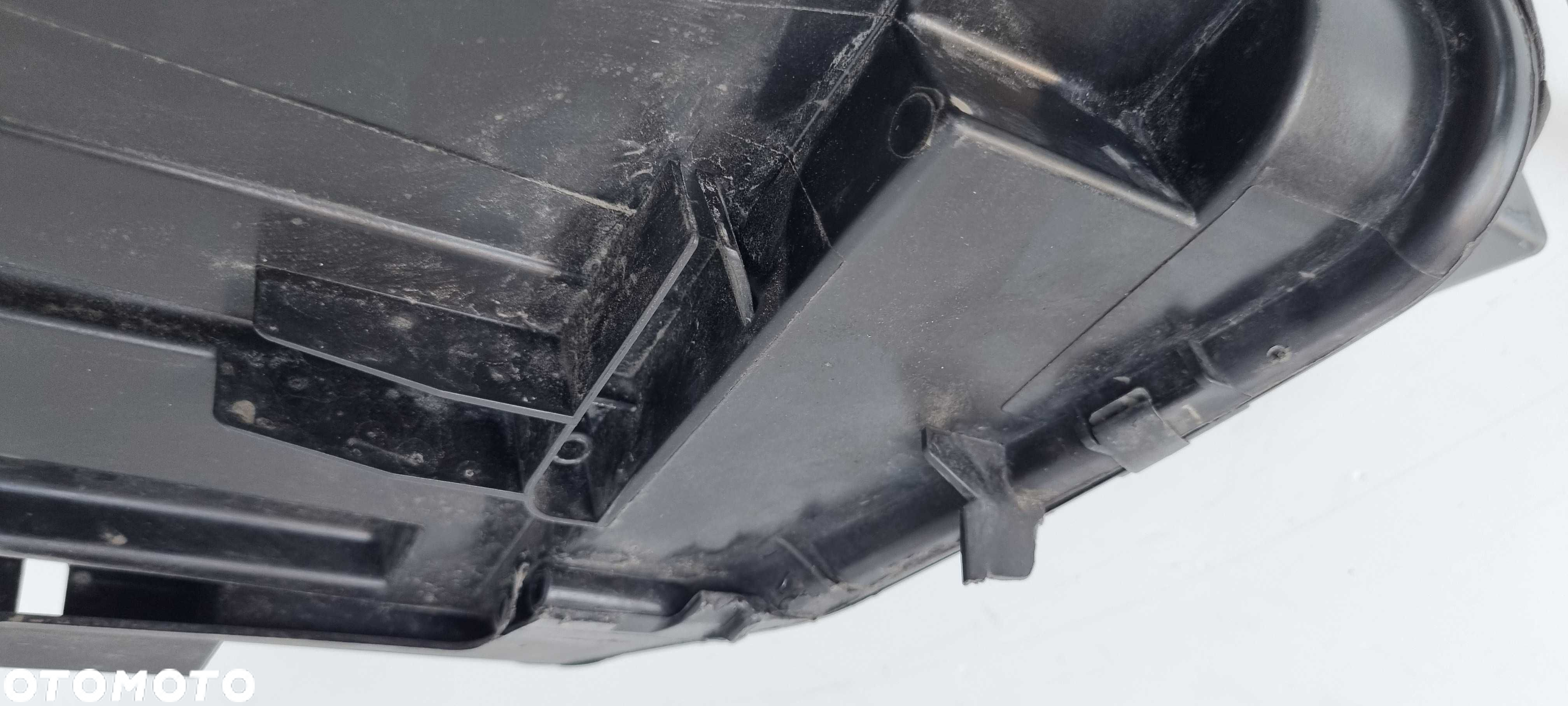 VW Tiguan II  FULL LED Lampa Reflektor Prawy r16-24 Uszkodzona Kraków - 6