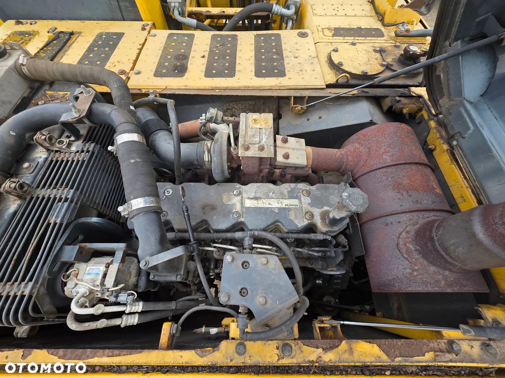 Komatsu PC240 LC8 LONG 18m - 18