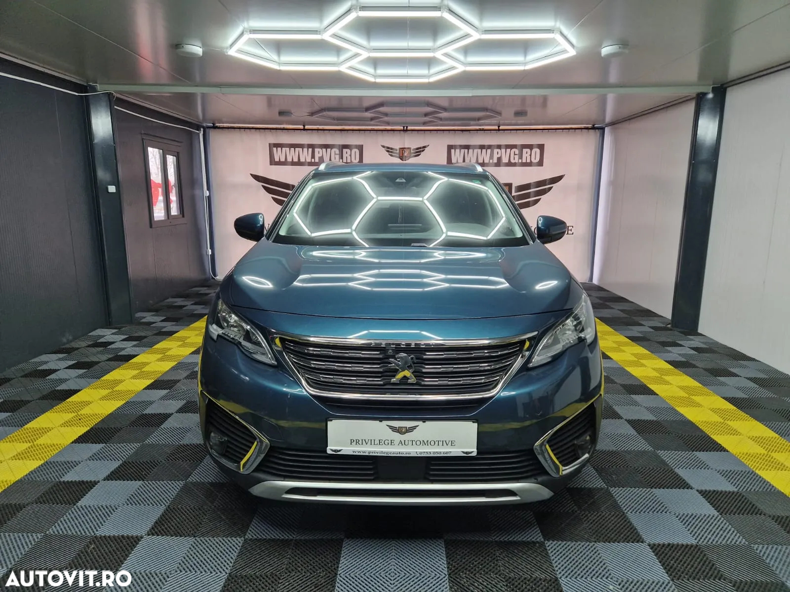 Peugeot 5008 BlueHDI 130 EAT8 Allure Business-Paket - 2