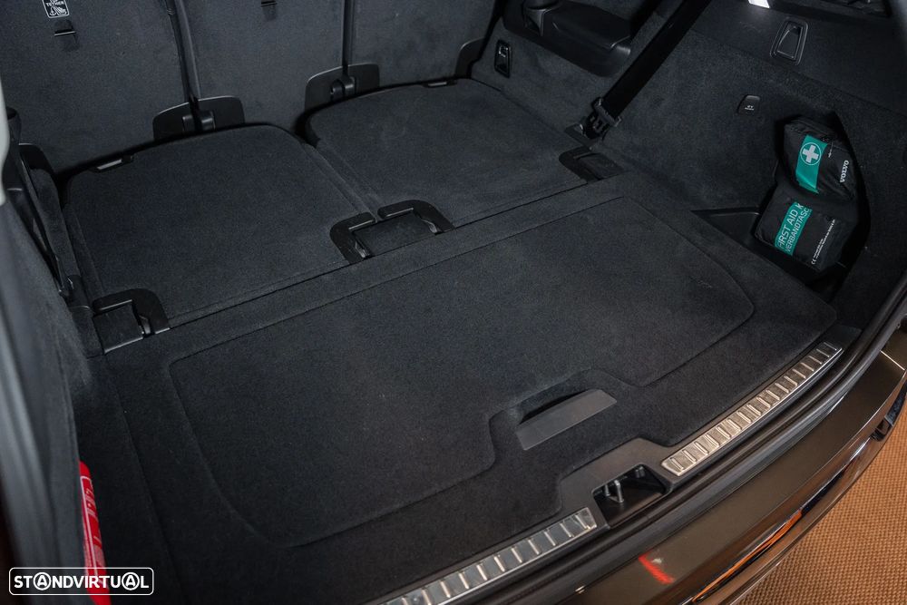 Volvo XC 90 T8 AWD Twin Engine Geartronic Inscription - 30