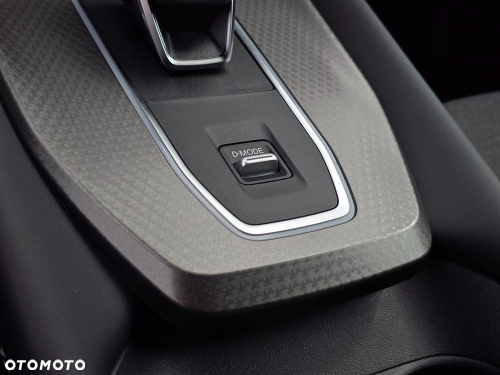 Nissan Qashqai 1.3 DIG-T MHEV Xtronic N-Connecta - 24