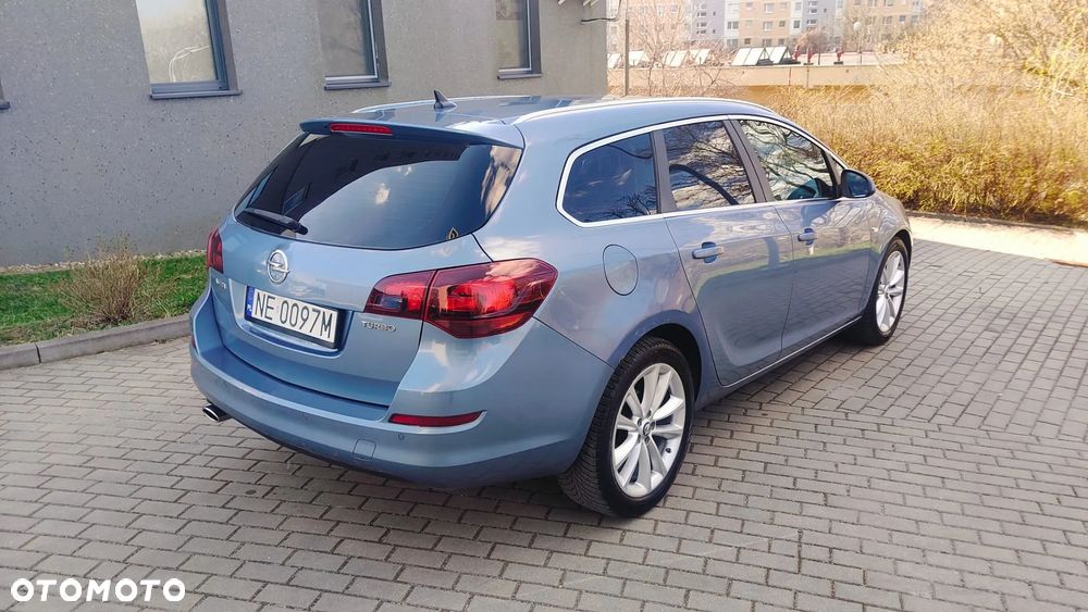 Opel Astra 1.4 Turbo Cosmo - 31