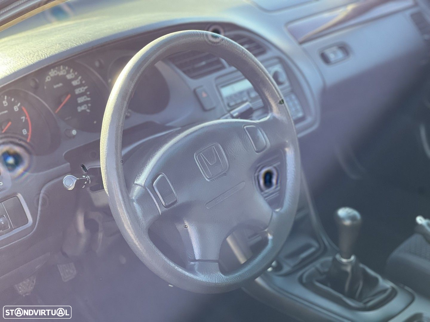 Honda Accord 1.8 LS - 8