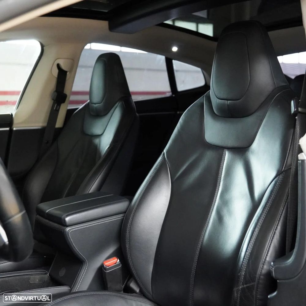 Tesla Model S 85 - 8