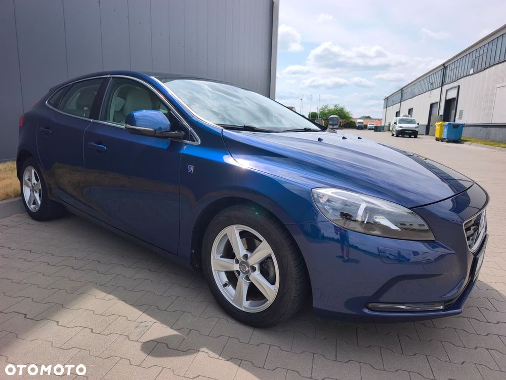 Volvo V40 D2 Ocean Race - 14