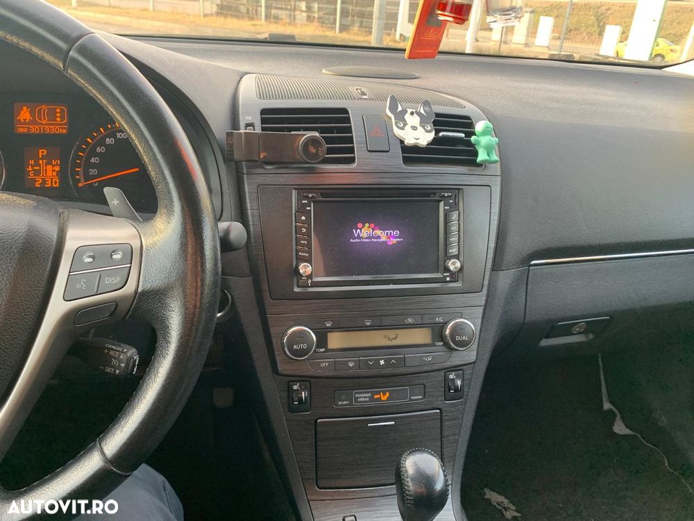 TOYOTA Avensis 2009 — imagine 14