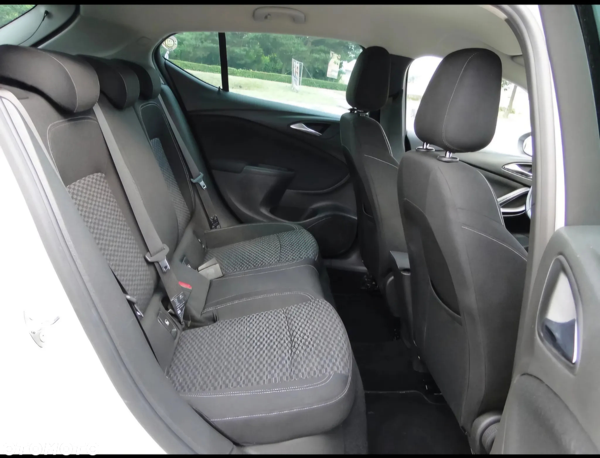 Opel Astra - 14