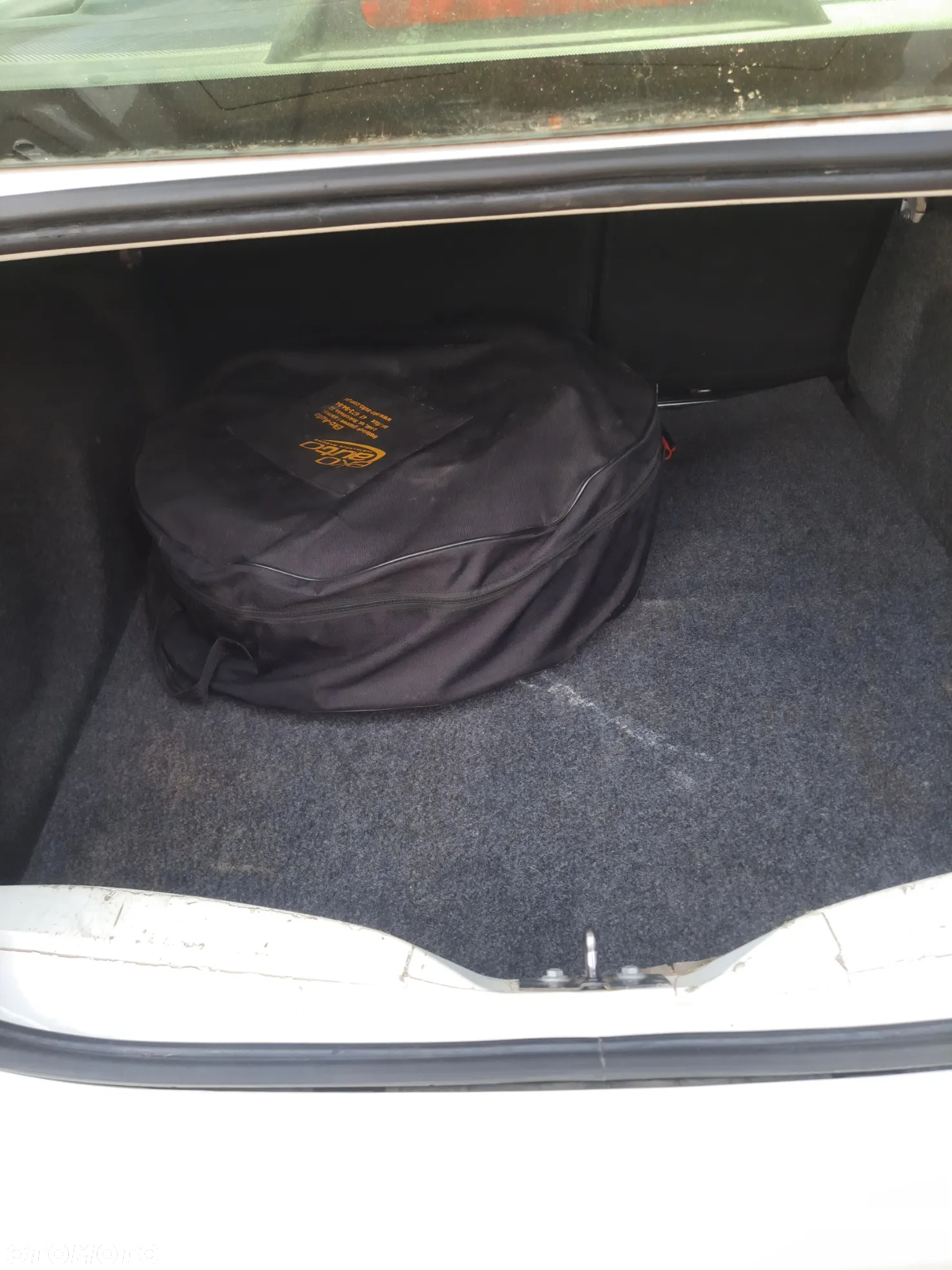 Peugeot 301 1.6 VTi Allure EU6 - 18