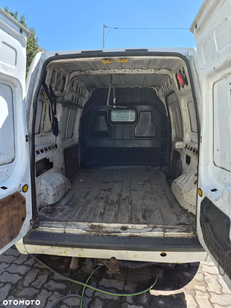 Ford Transit Connect - 7