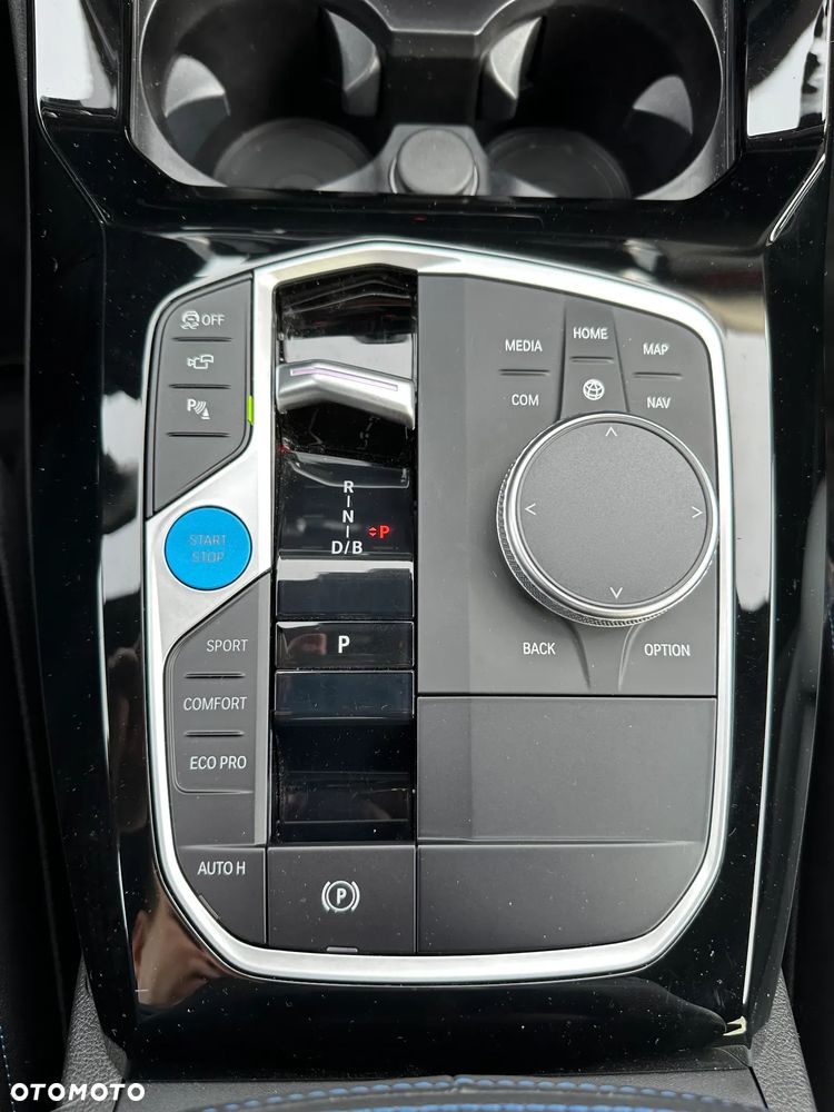 BMW iX3 80kWh Impressive - 20