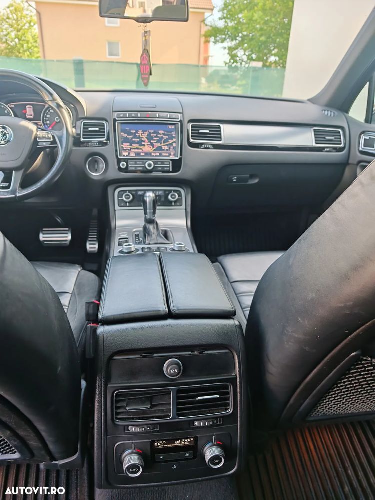 Volkswagen Touareg 3.0 V6 TDI SCR Blue Motion DPF Automatik Exclusive - 25