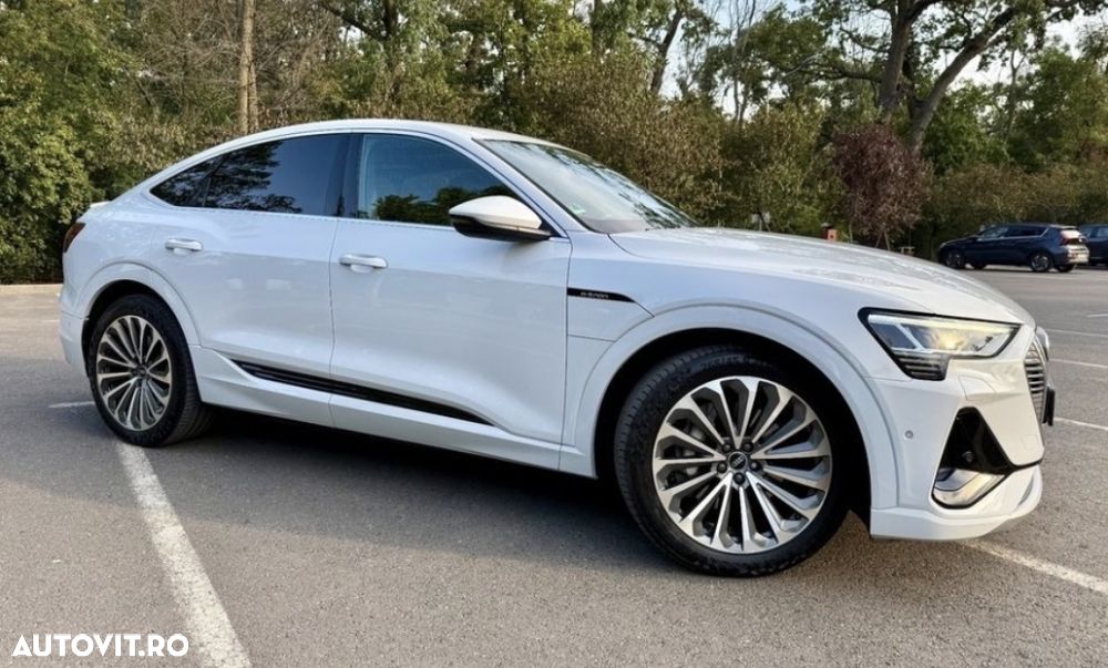Audi e-tron 50 quattro S line - 1