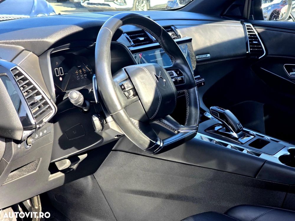 DS Automobiles DS 7 Crossback - 11