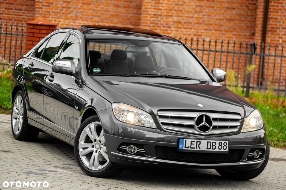 Mercedes-Benz C-Class 2008 photo 3