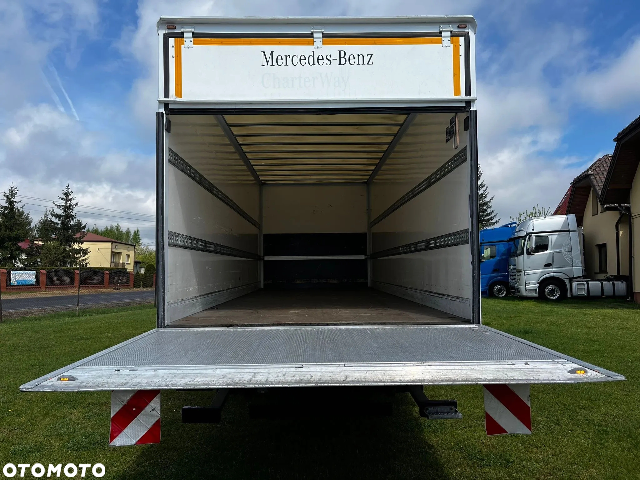 Mercedes-Benz ATEGO 1224L KONTENER 7.20 m | 18 PALET | WINDA | - 9