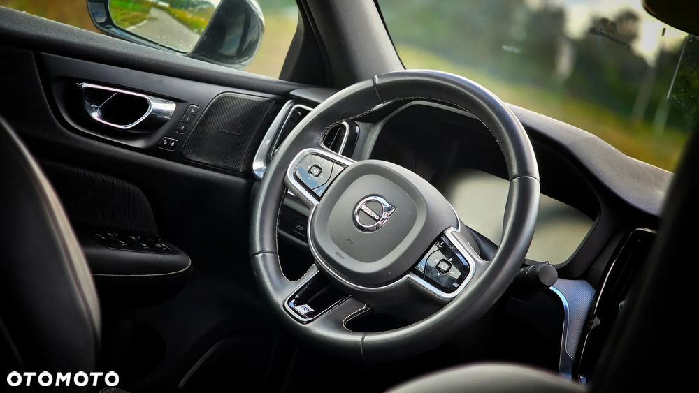 Volvo S60 T5 R-Design - 14