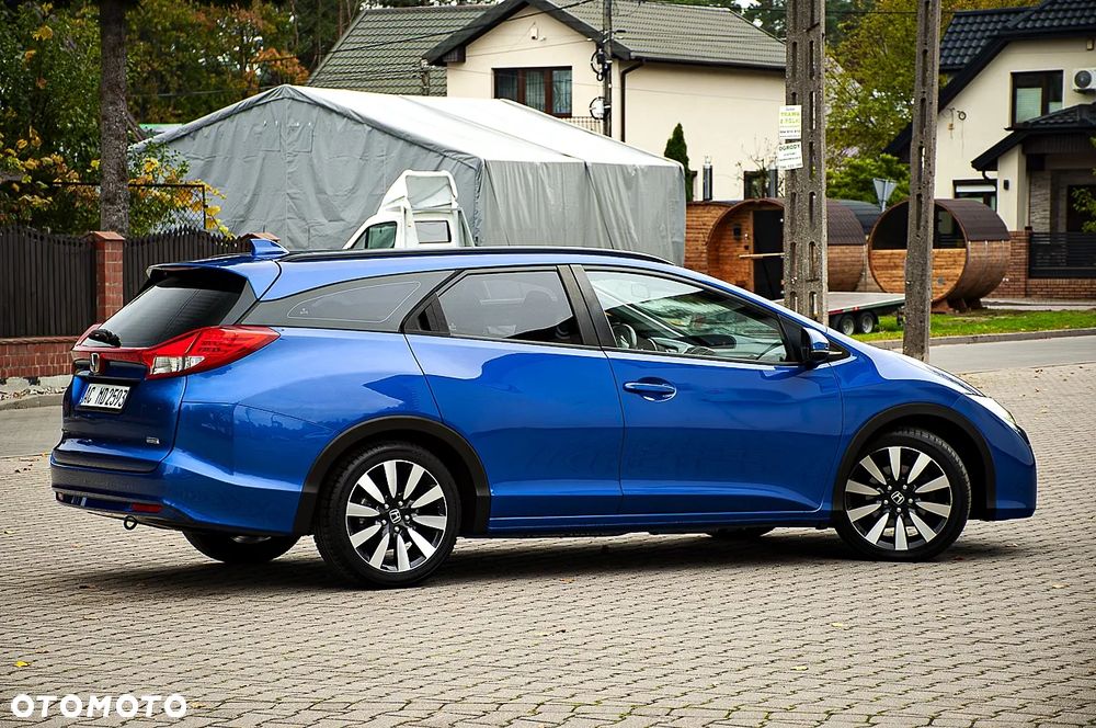 Honda Civic 1.8 i-VTEC Lifestyle - 12