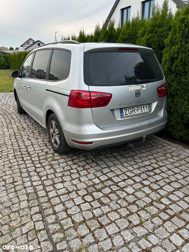 Seat Alhambra 2011 photo 3