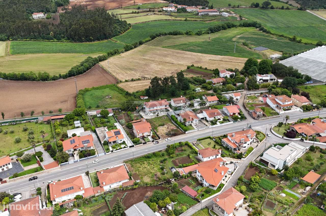 Terreno em Vila Nova de Famalicão com 790m2