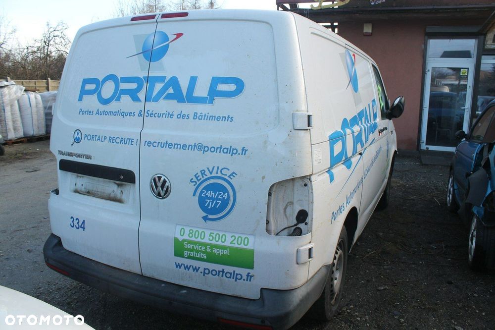 Volkswagen Transporter - 2