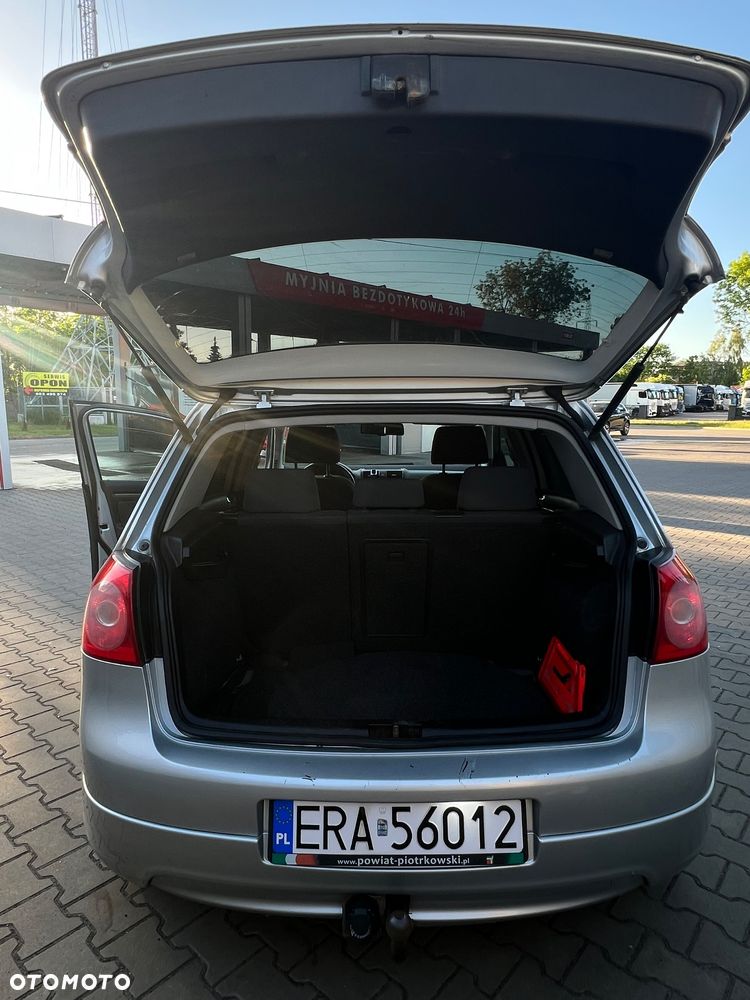 Volkswagen Golf 1.6 FSI Comfortline - 12