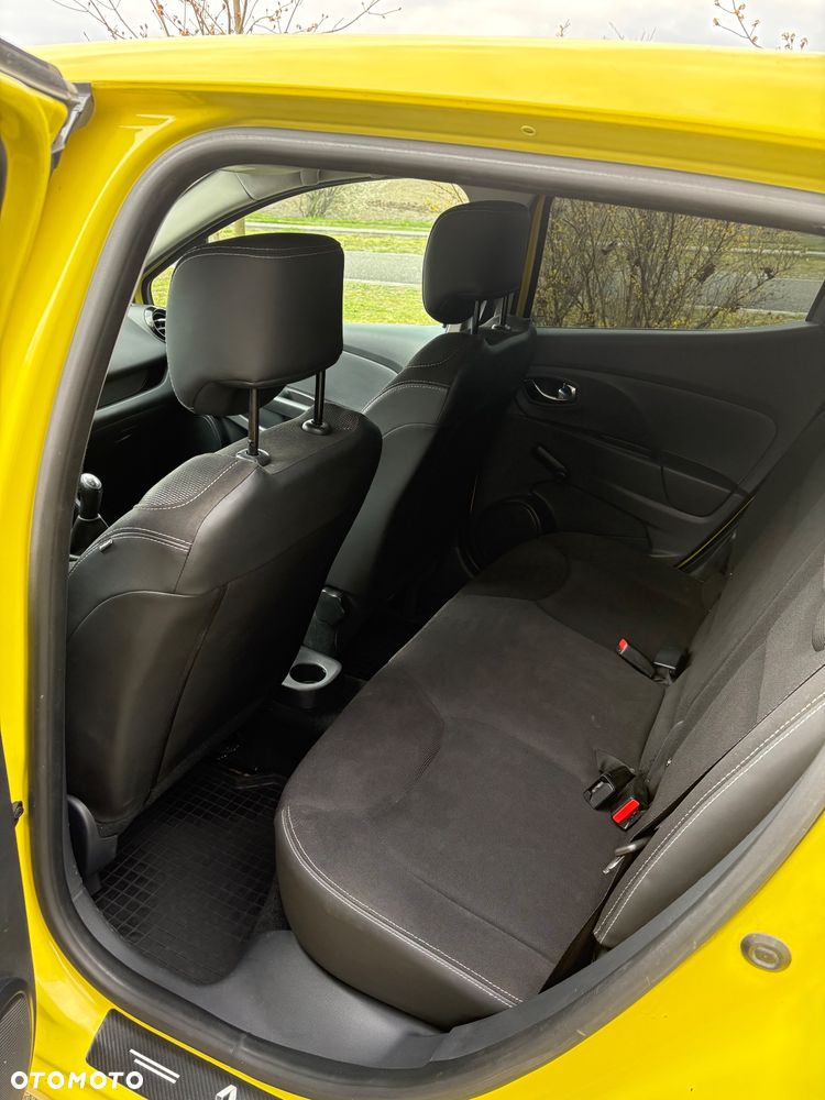 Renault Clio 1.2 16V Authentique - 9