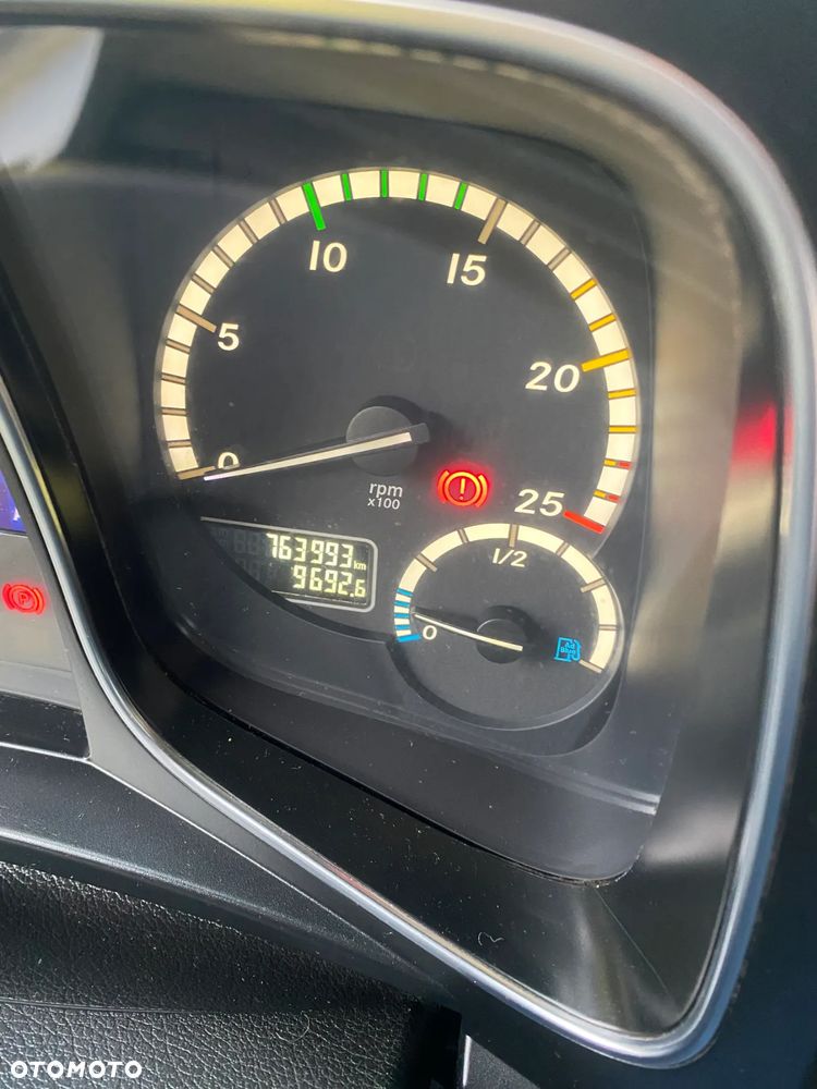 Mercedes-Benz Actros - 6