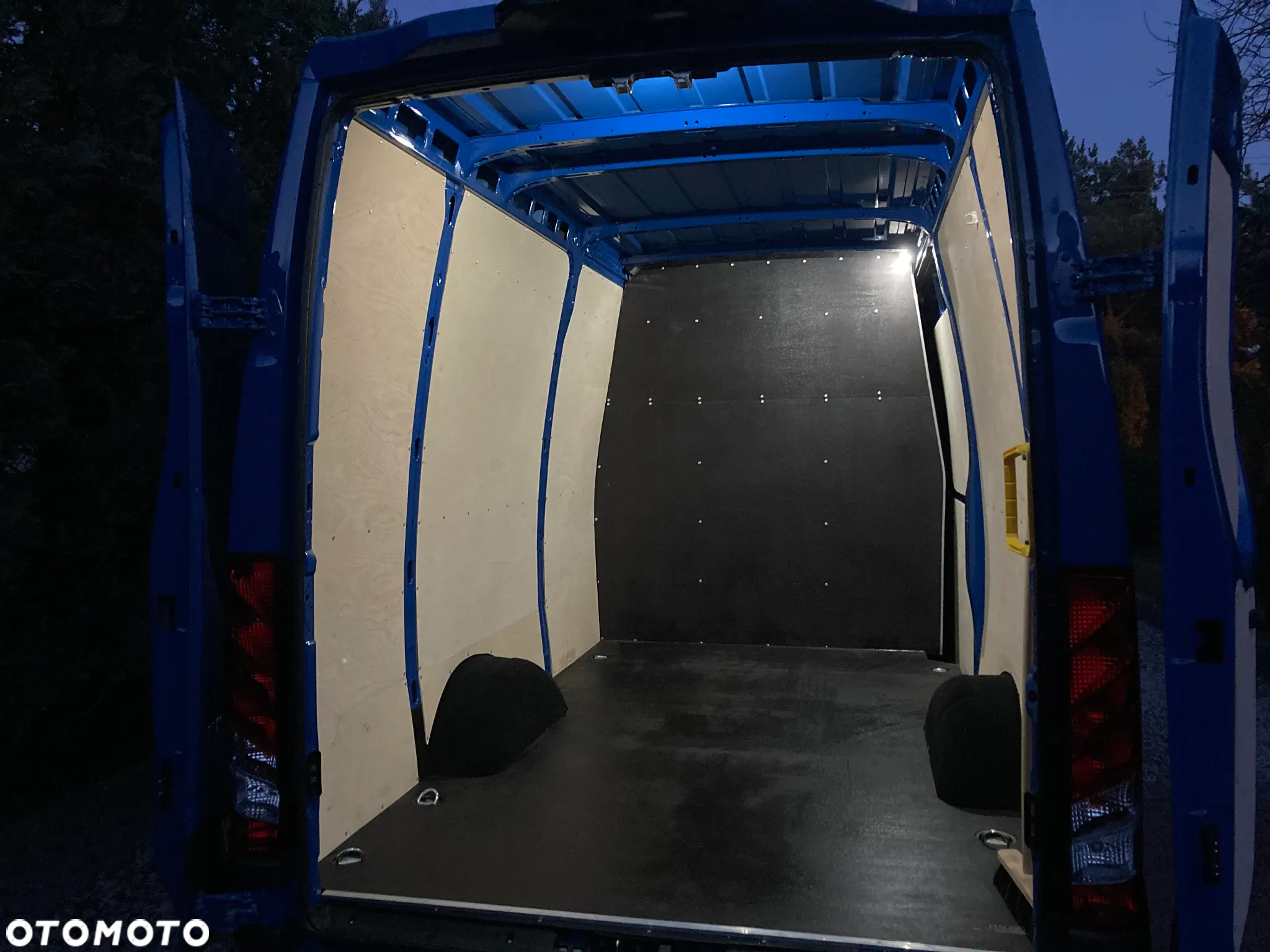 Iveco DAILI  AIRXPRO - 10