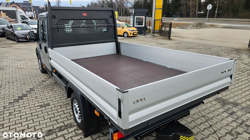 Opel Movano - 11