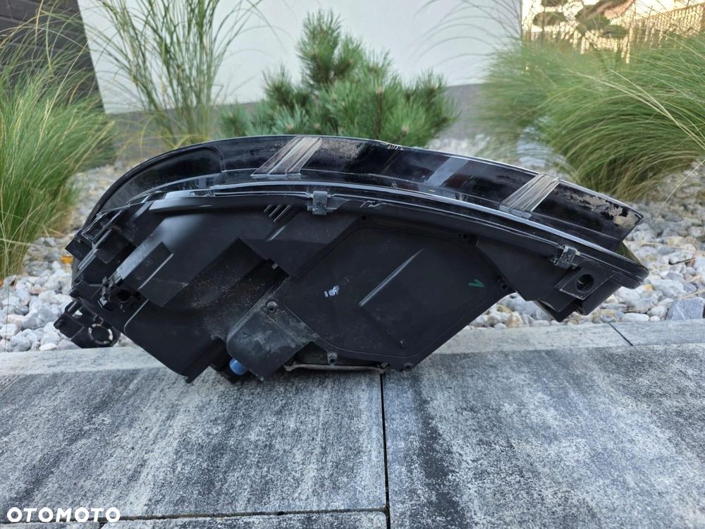 PEUGEOT 308 T9 Kompletna Lampa prawa przód Full Led Technology 966778323 - 9