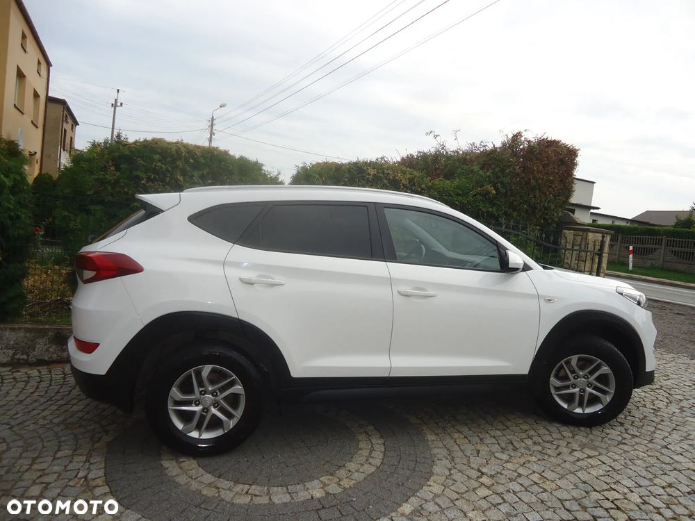 Hyundai Tucson 1.6 GDI BlueDrive Classic 2WD - 10