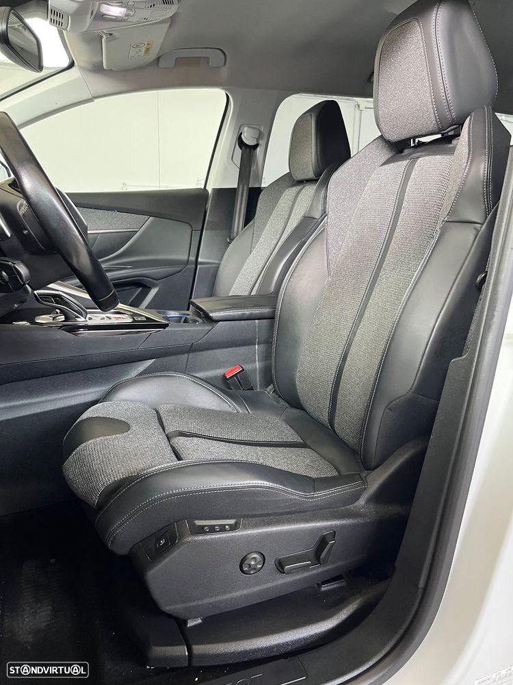 Peugeot 5008 PureTech 130 EAT8 Stop & Start Allure Pack - 7