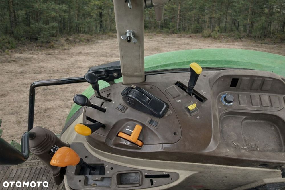 John Deere 5720 - 7