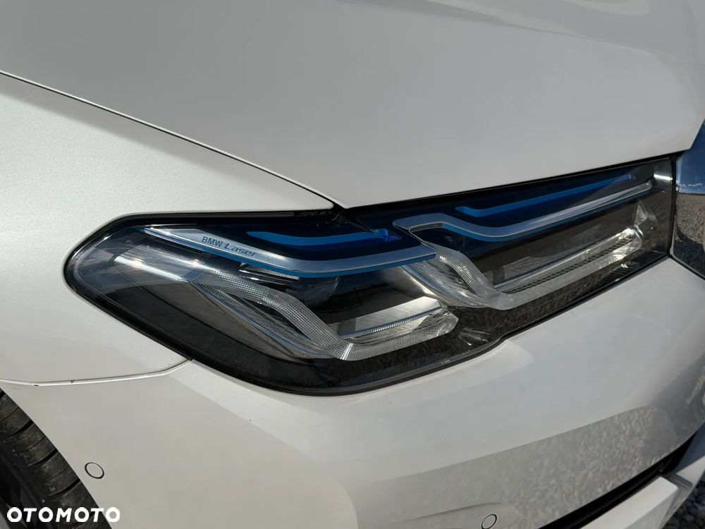BMW Seria 5 520i Sport Line - 16
