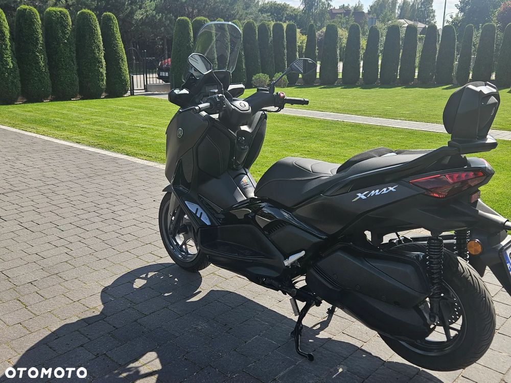 Yamaha X-max - 12