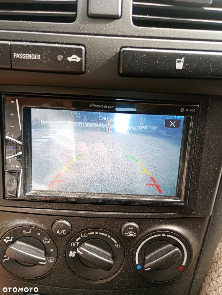 Toyota Avensis 1.6 VVT-i Terra - 28