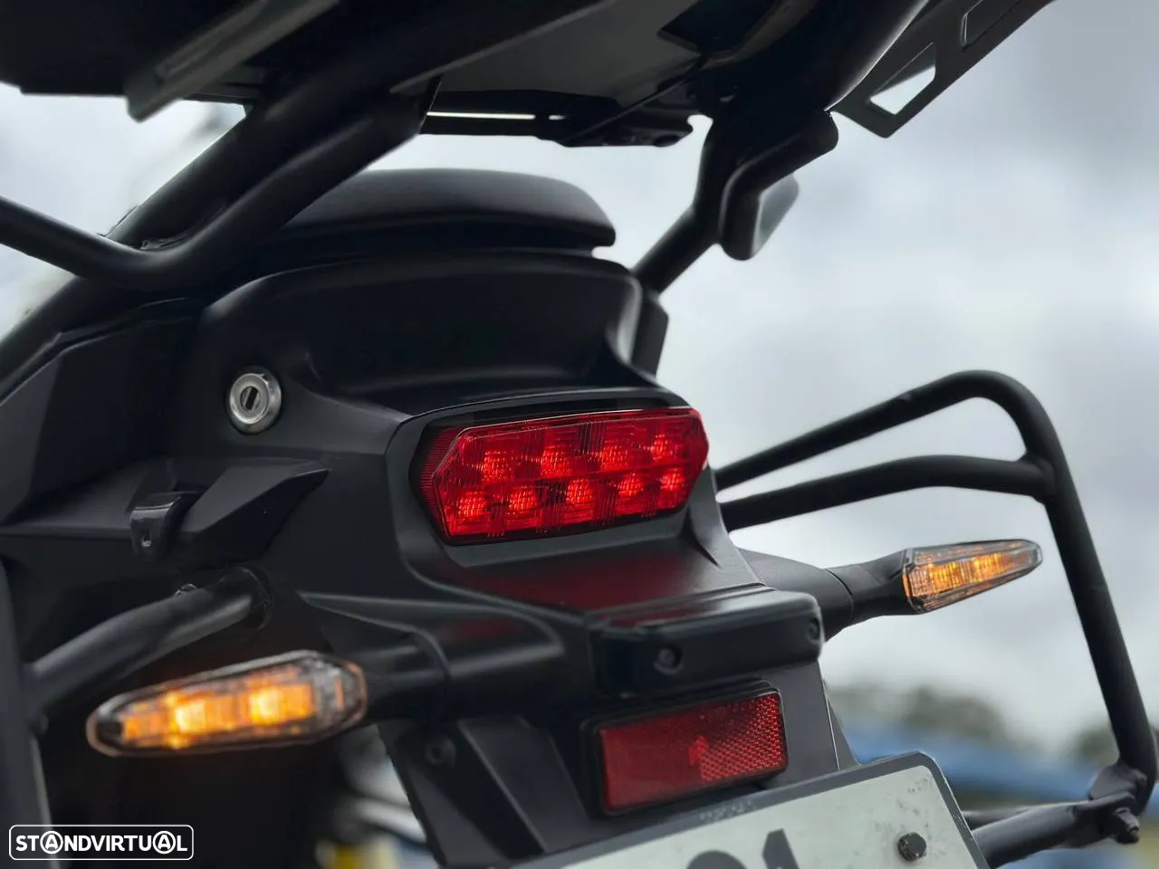 Honda VFR 800X CROSSRUNNER - 10