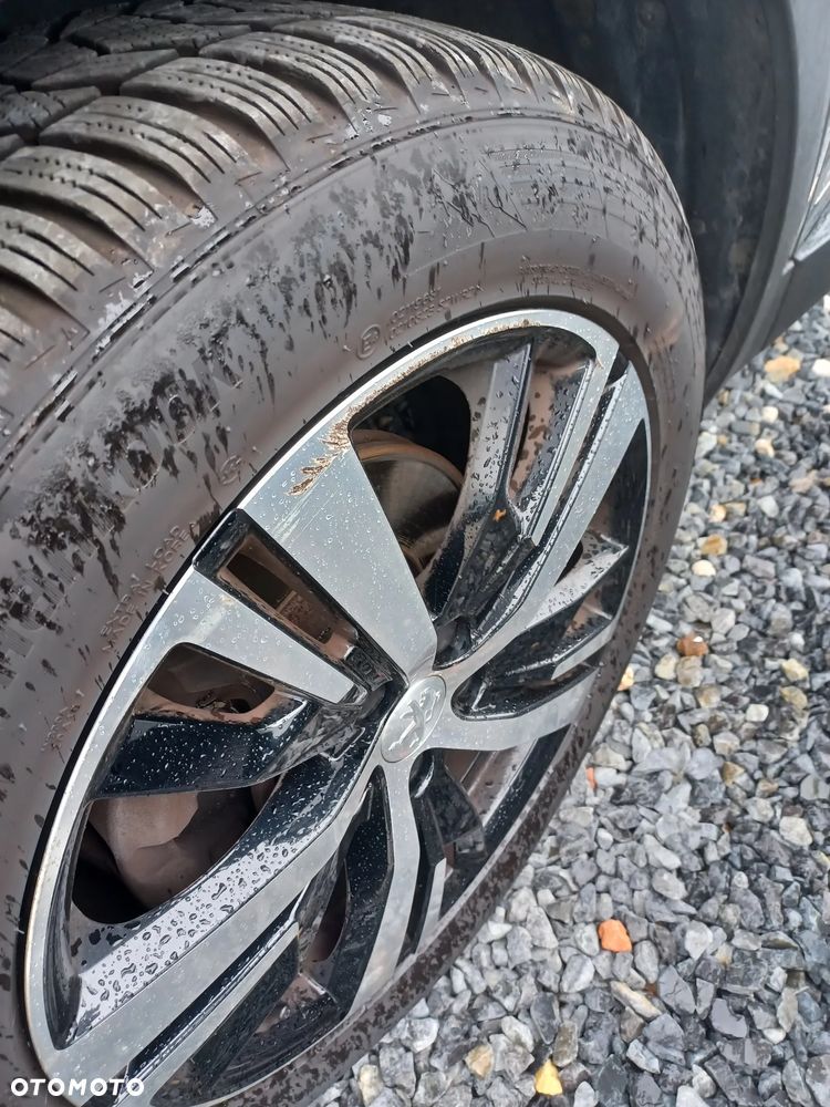 Peugeot 5008 BlueHDi 130 EAT8 GT - 12