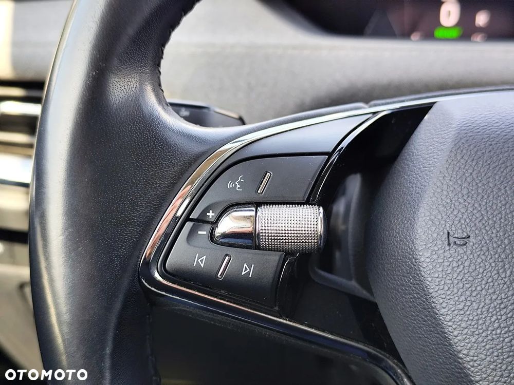 Skoda Enyaq 60 62kWh Clever - 24