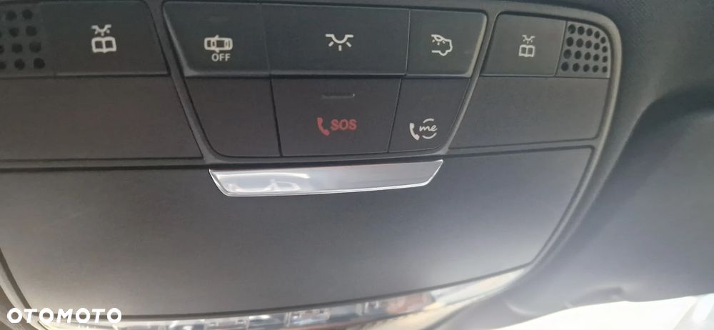 Mercedes-Benz Klasa C 220 d 4Matic 9G-TRONIC AMG Line Plus - 28