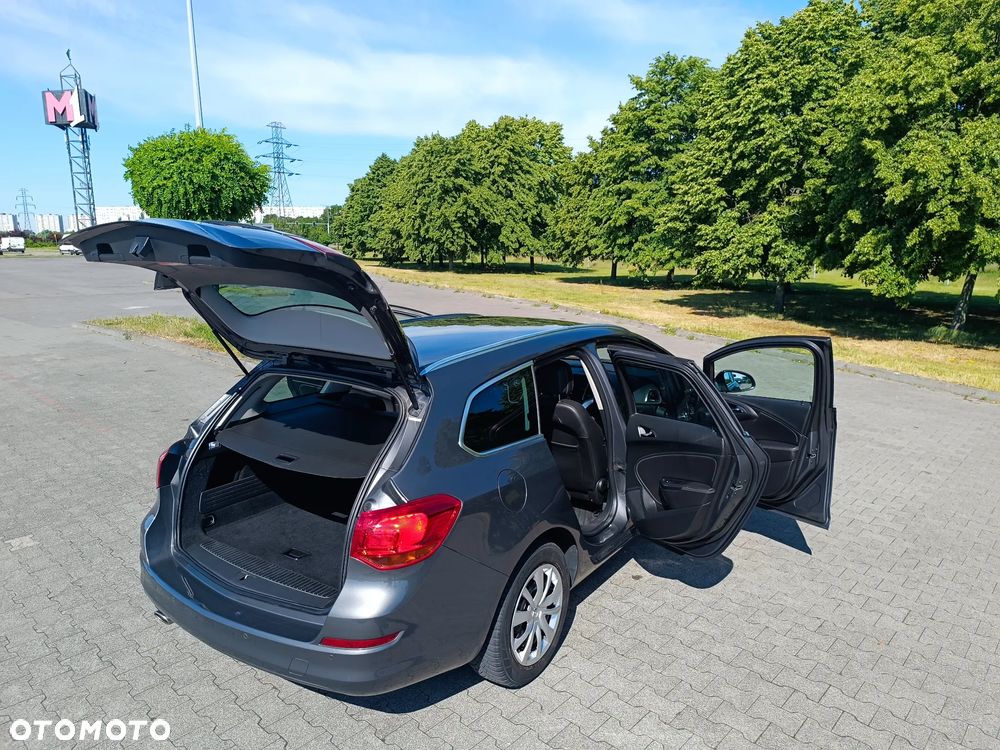 Opel Astra 1.4 Turbo - 38