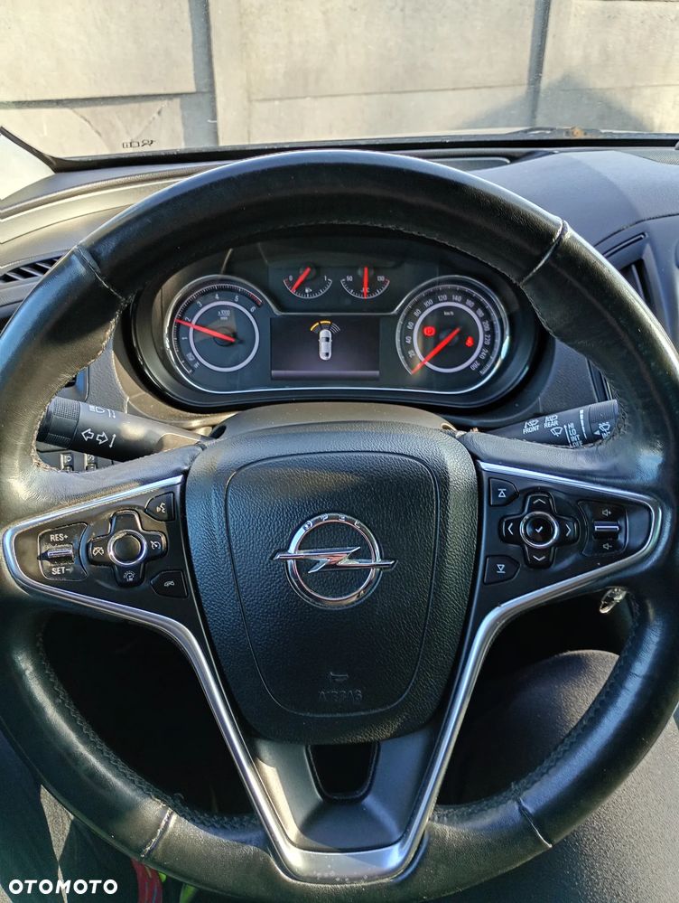 Opel Insignia 2.0 CDTI Active S&S - 8