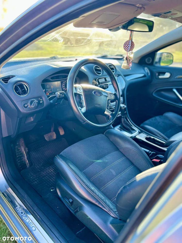 Ford Mondeo 2.0 TDCi Titanium - 9