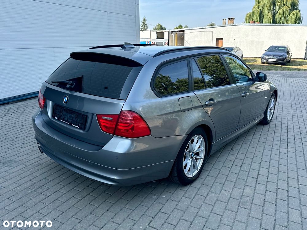 BMW Seria 3 - 14
