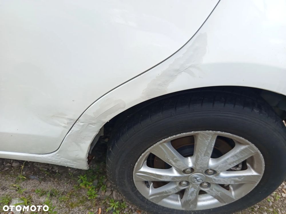 Toyota Yaris - 13