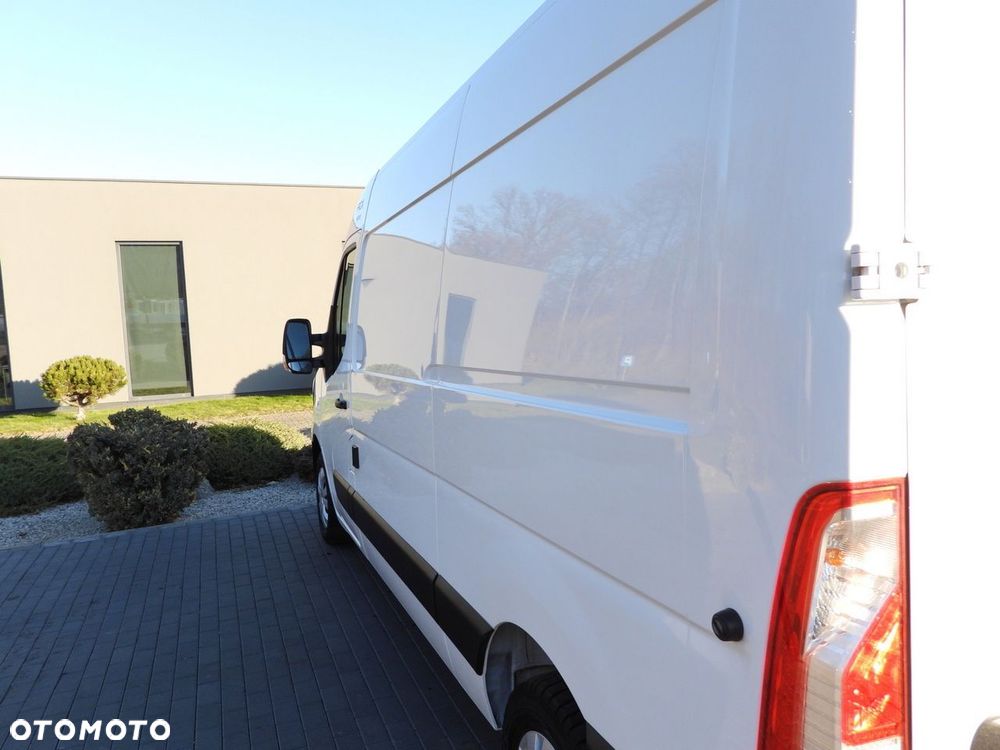 Renault MASTER FURGON CHŁODNIA  -10*C ZASILANIE 230V TEMPOMAT NAWIGACJA LEDY KLIMATYZACJA  150KM - 18